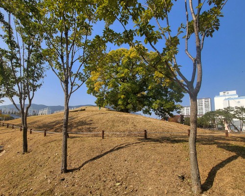 Gimhae Daeseong-dong Ancient Tombs