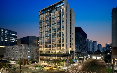 Gravity Josun Seoul Pangyo, Autograph Collection