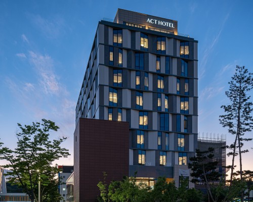 ACT Hotel