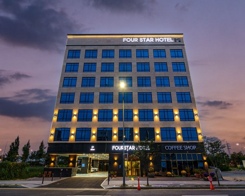 Hotel Four Star