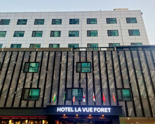 Hotel Lavueforet